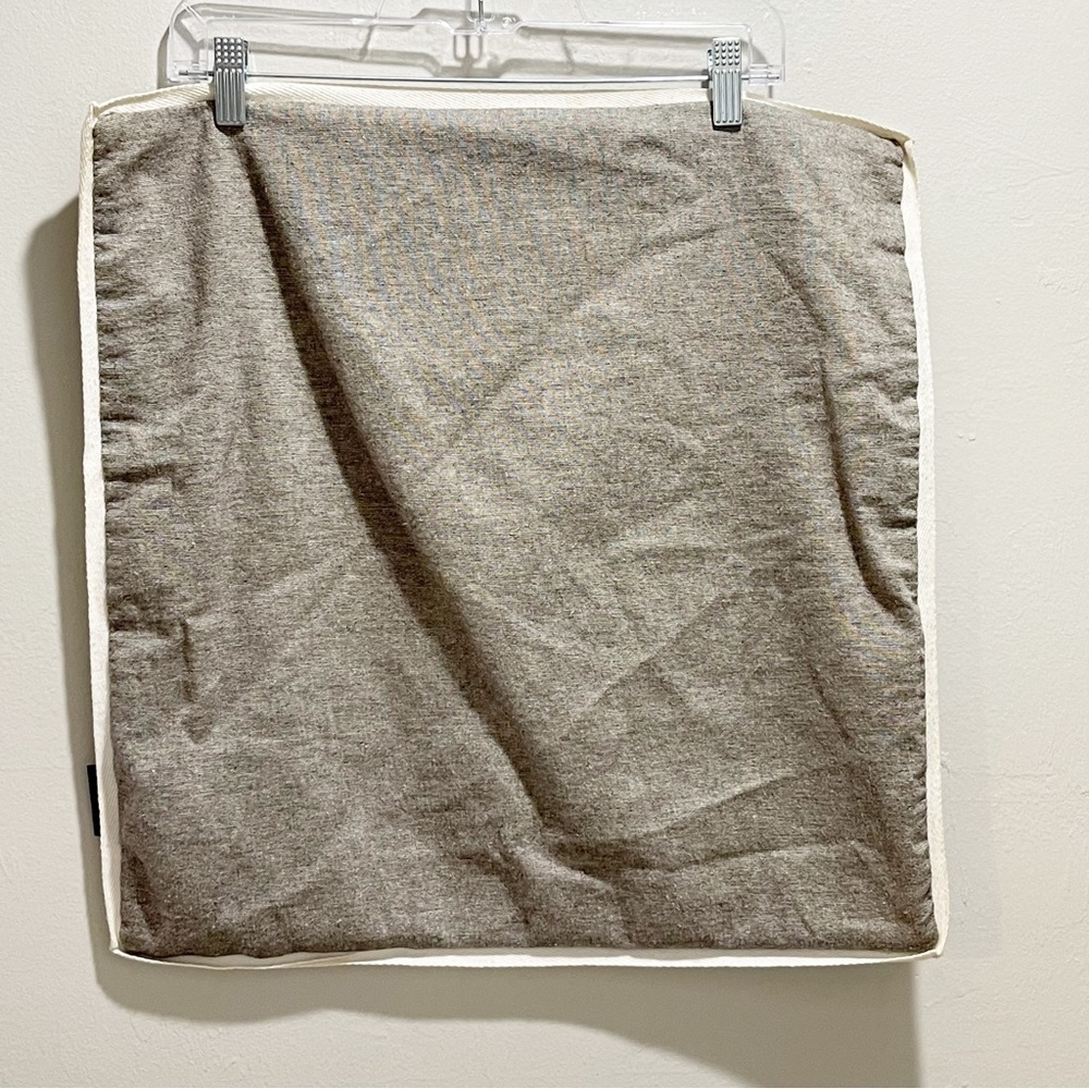 TEXTILES FOR LIFE Woven Gray Pillow Cover Sham Edged Cotton Binding 20” X 20”